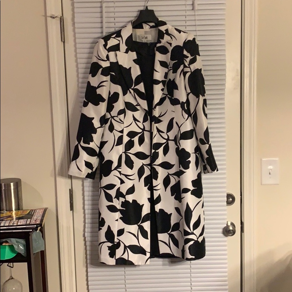 Le suit dress
